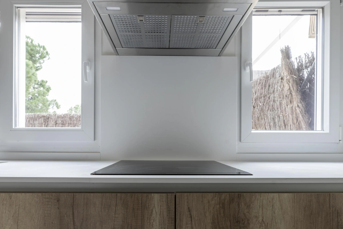 Two Minimalist Windows